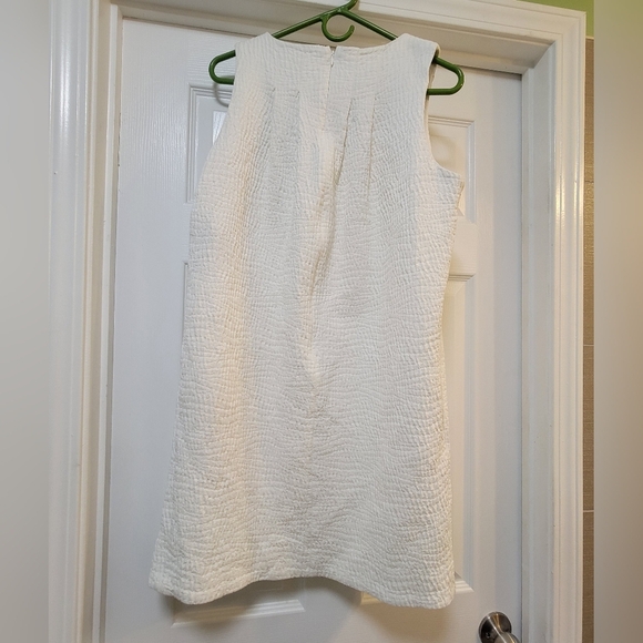 NATORI TEXTURED COTTON JACQUARD SHIFT DRESS. - Picture 8 of 13